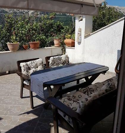 Edo-Krok Baška Extérieur photo