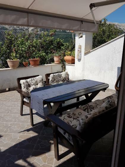 Edo-Krok Baška Extérieur photo